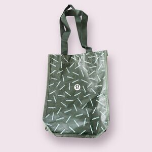 Lululemon reusable bag green small